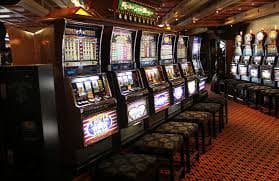 Casino-style entertainment section presentation on bed 5666 homepage